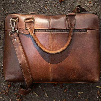 Modern Men's Work Bag - Stylish & Efficient Professional Companion