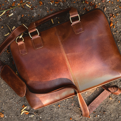 Modern Men's Work Bag - Stylish & Efficient Professional Companion