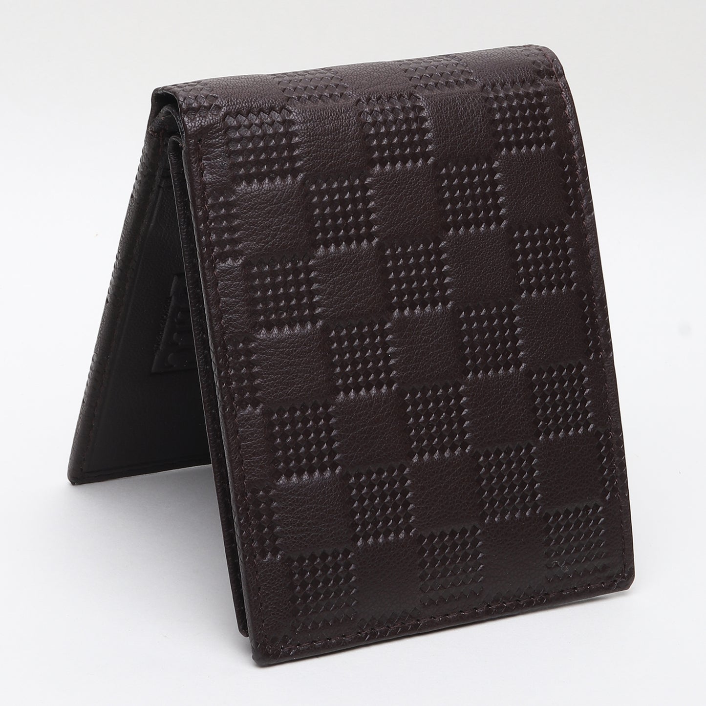 Premium Men's Wallet: Textured Leather, Organized Functionality