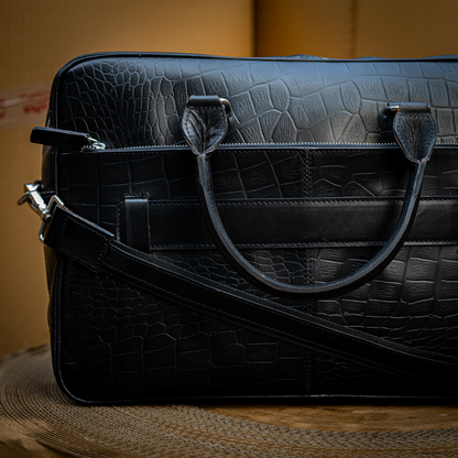 Artisan Textured Leather Laptop Bag: Crafted Elegance & Function