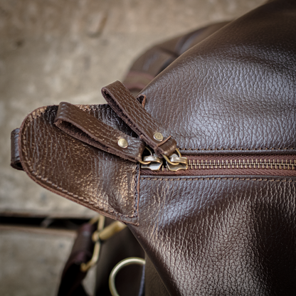 Milled Nappa Leather Travel Holdall: Elegant & Functional