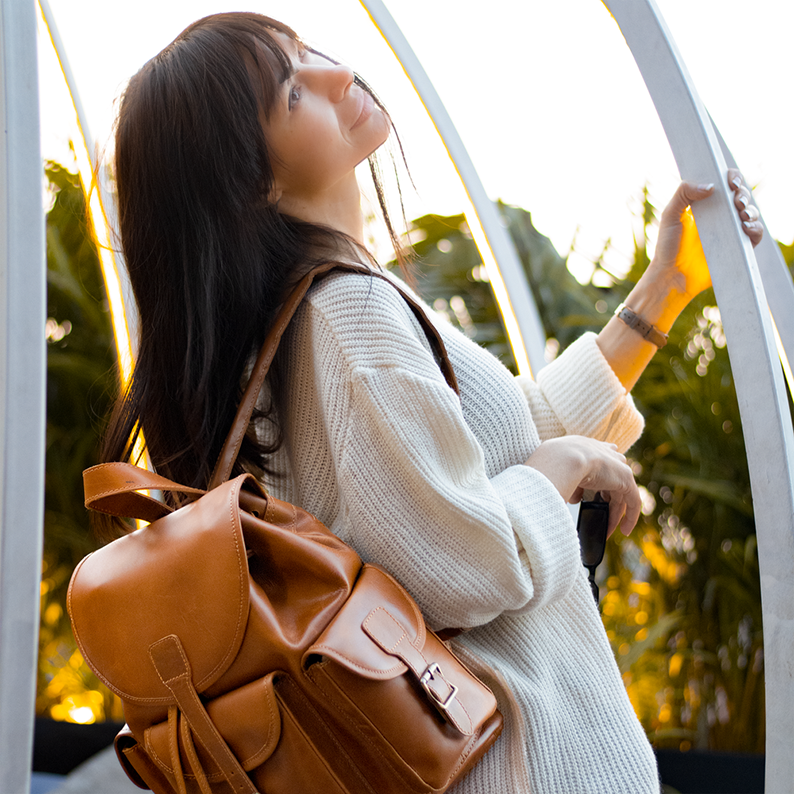 Embrace Retro Elegance: Women's Flap Pocket Backpack - Image 2