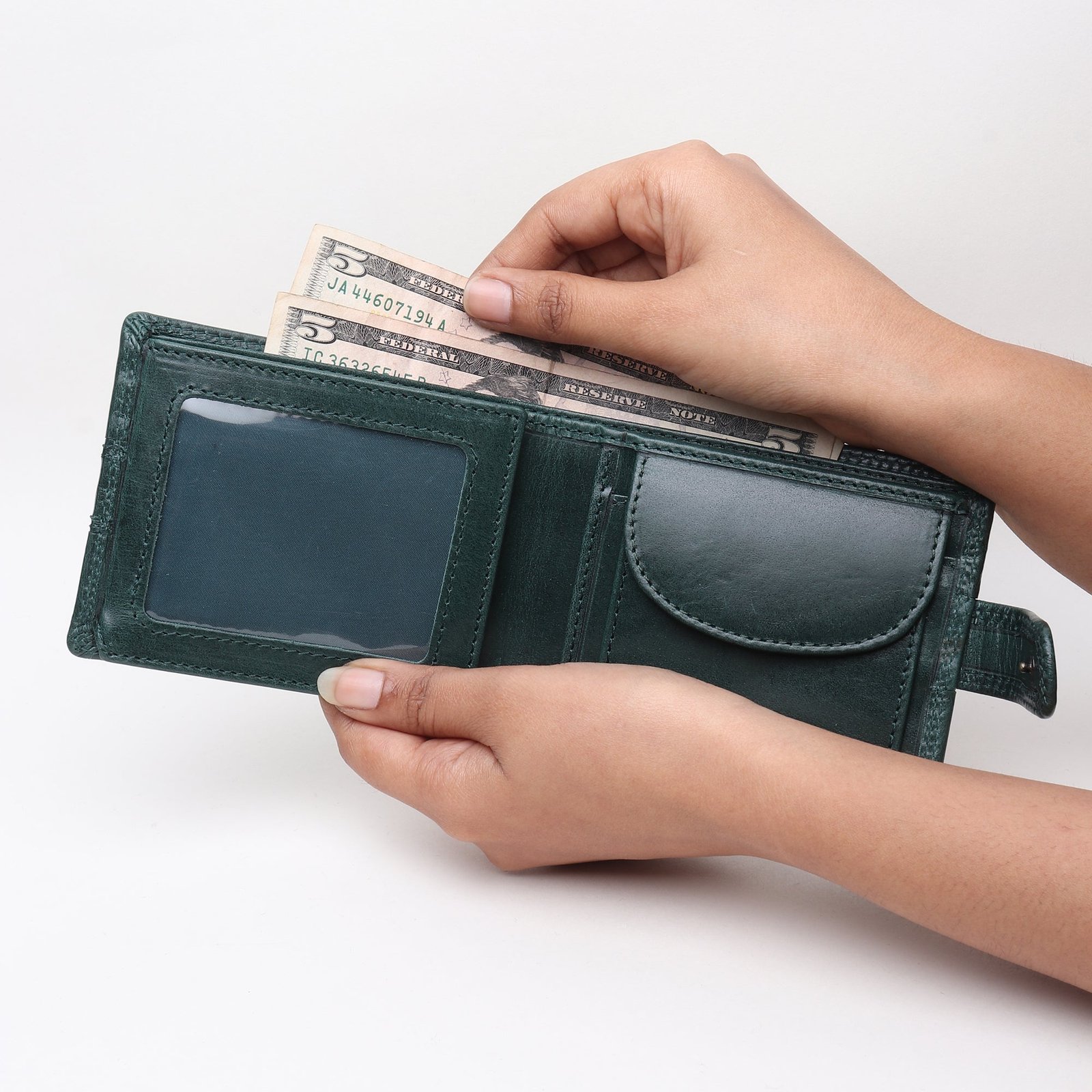 Fashioned for Impact: Premium Crazy Horse Leather Wallet - Image 3