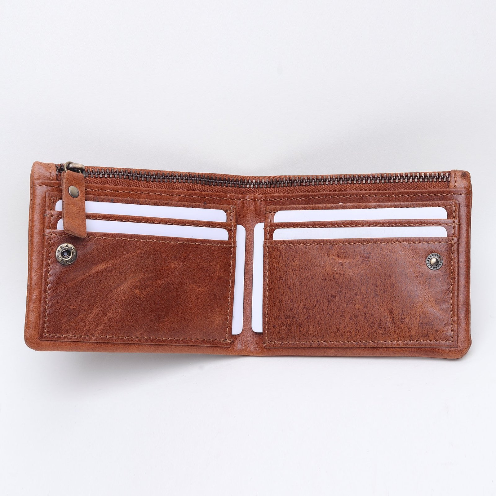 Refined Luxury: Premium Leather Men's Wallet with Secure Features - Image 6