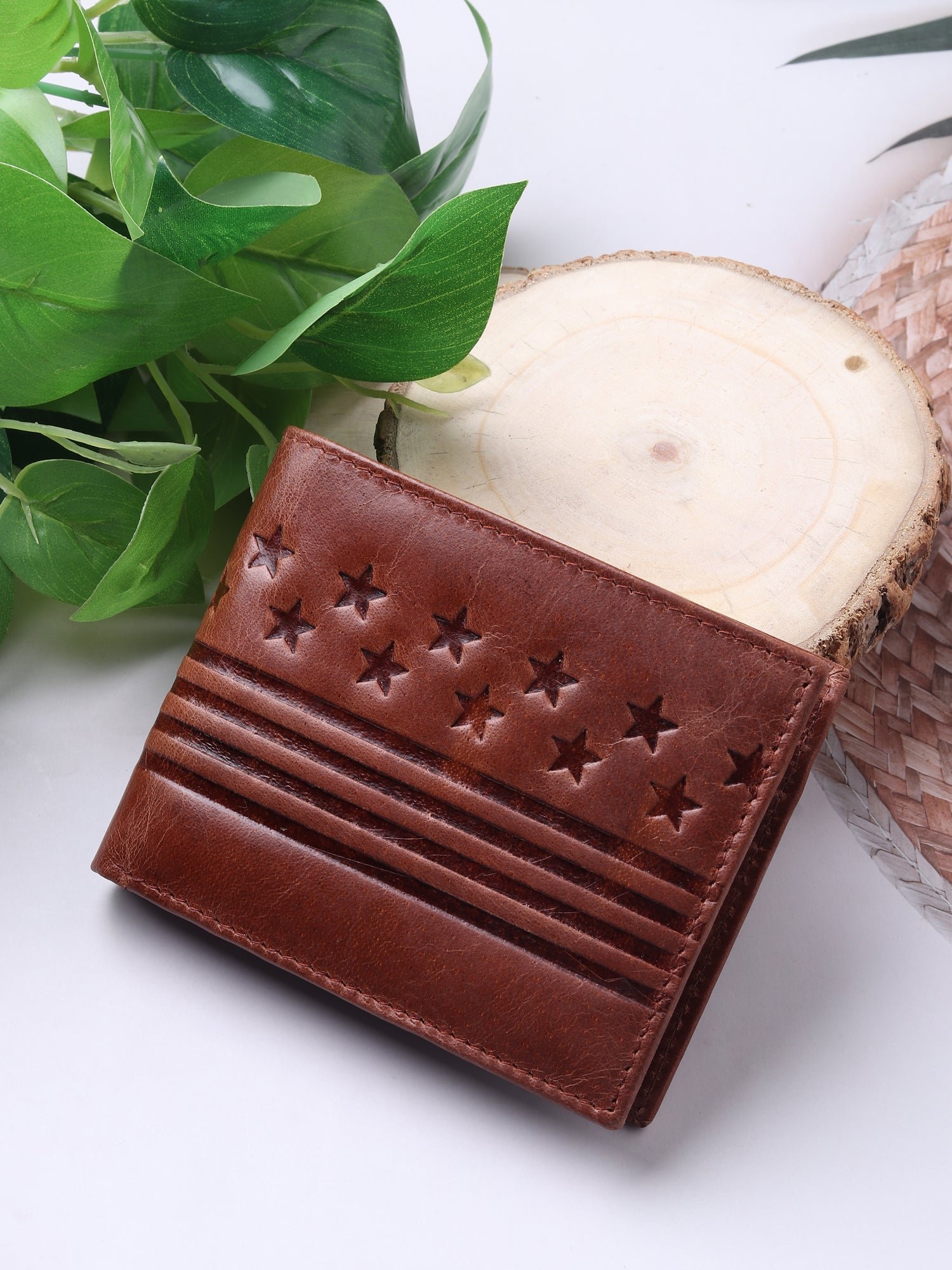 Master the Art of Style: Genuine Leather Men's Wallets Collection - Image 3
